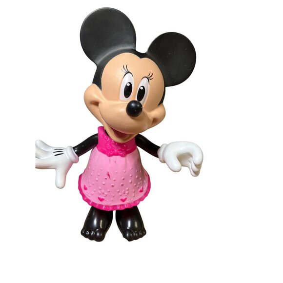 Disney Minnie Mouse Dress-Up Doll Set With Accessories Shoes & Outfits - Picture 2 of 10